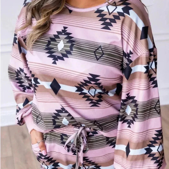 Womens Aztek Shorts lounge set Pink In Sizes Small, Med, And XL - Picture 3 of 3